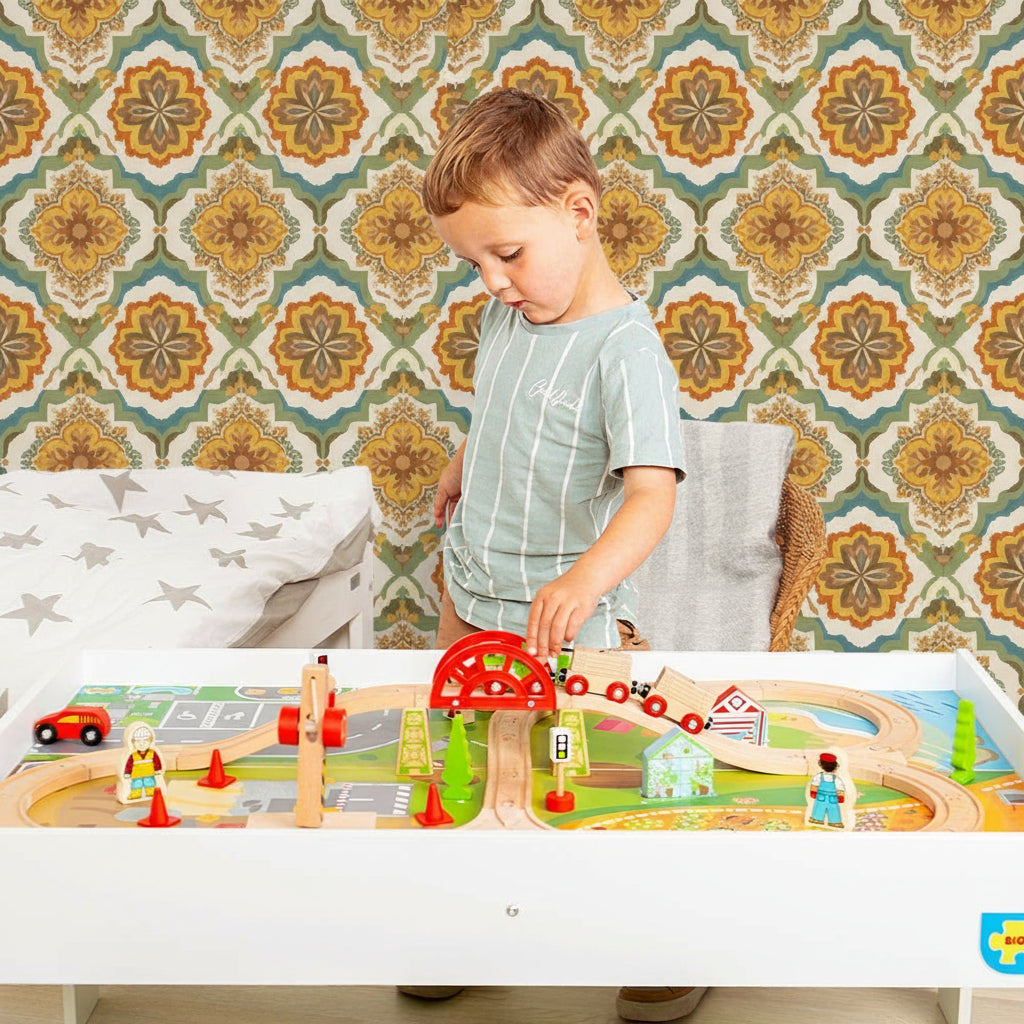 Train Set & Table