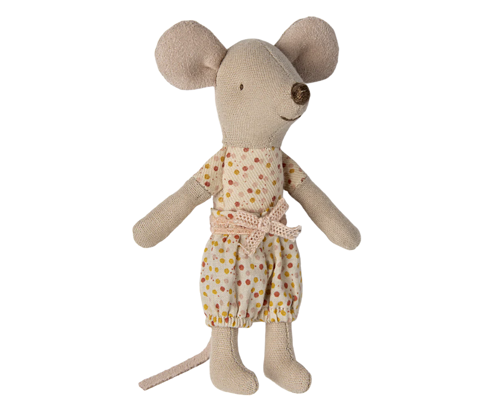 Maileg | Matchbox Mouse - Little Sibling In Spotty Clothes with Pink Blanket