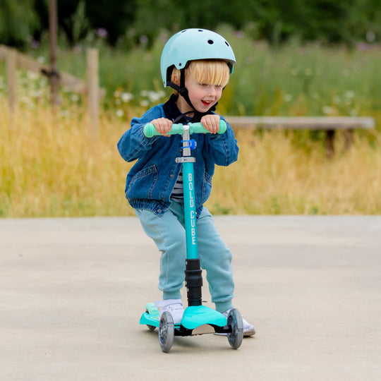 Teeny Fold 3 Wheel Scooter - Ocean