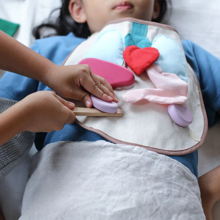 Plan Toys | Surgeon Set