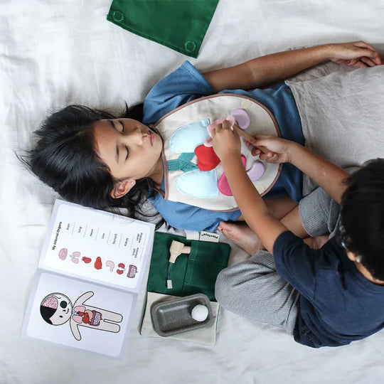 Plan Toys | Surgeon Set