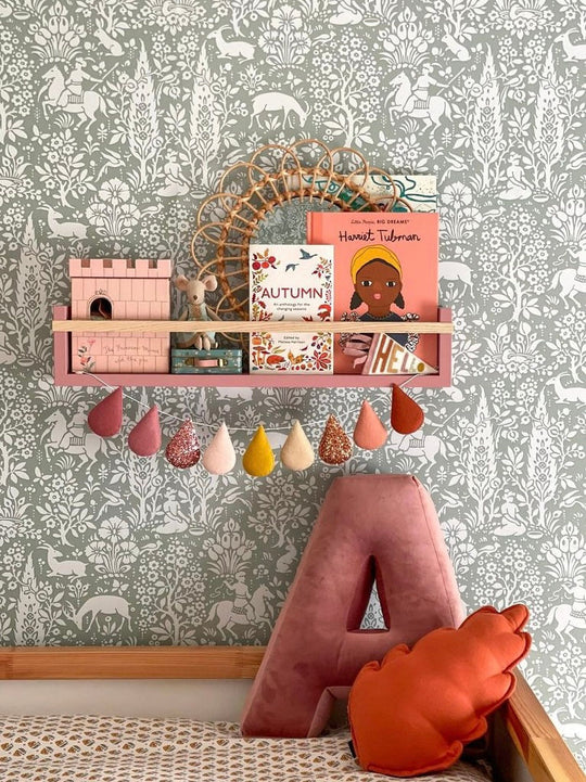 Autumn’s Corner - The Colour Pop Bookshelf