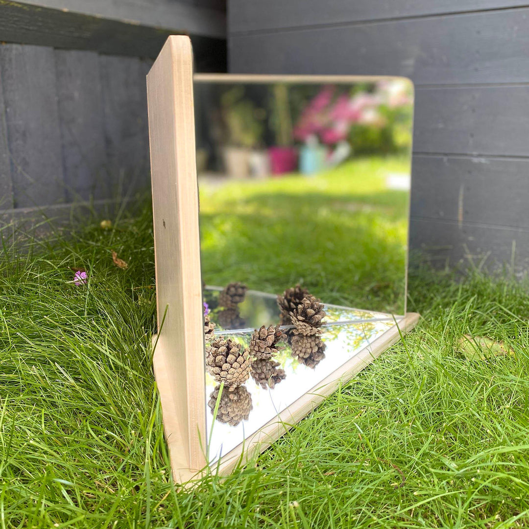 Wooden 4-Way Mirror