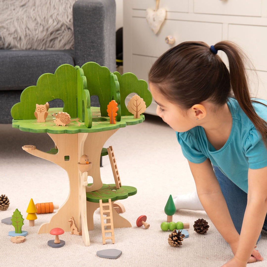 Woodland Trail Treehouse