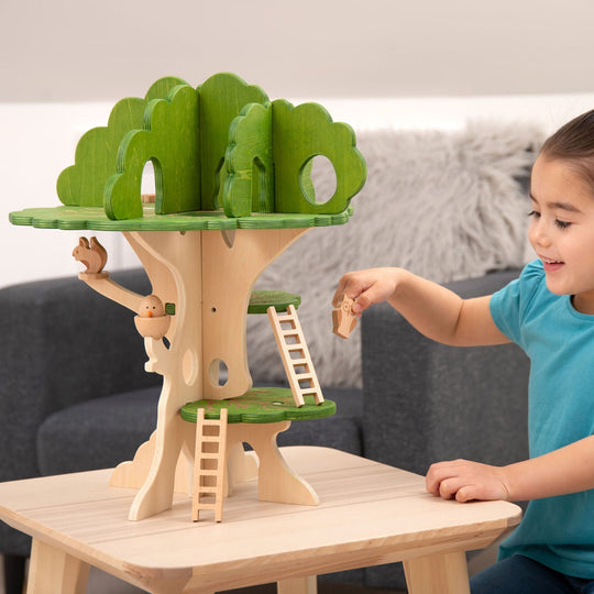 Woodland Trail Treehouse