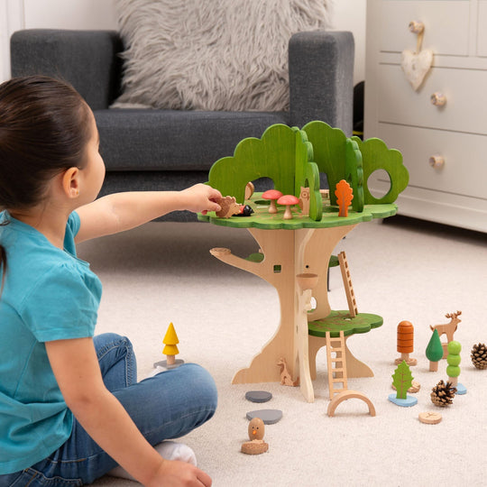 Woodland Trail Treehouse