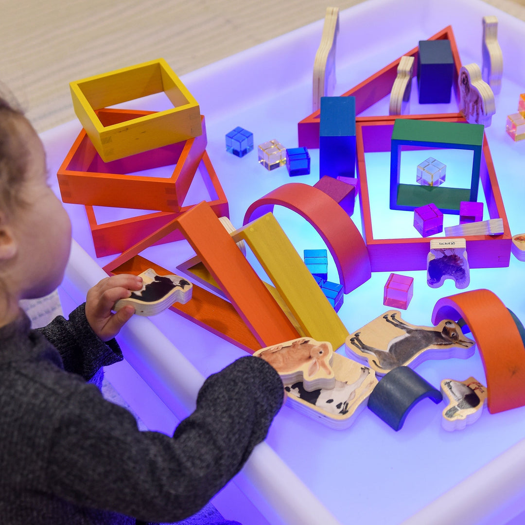 Discovery Glow Square Table