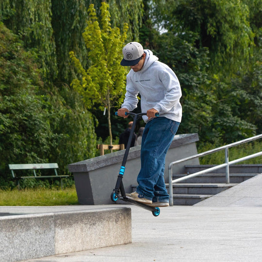 Deluxe Stunt Scooter - Navy
