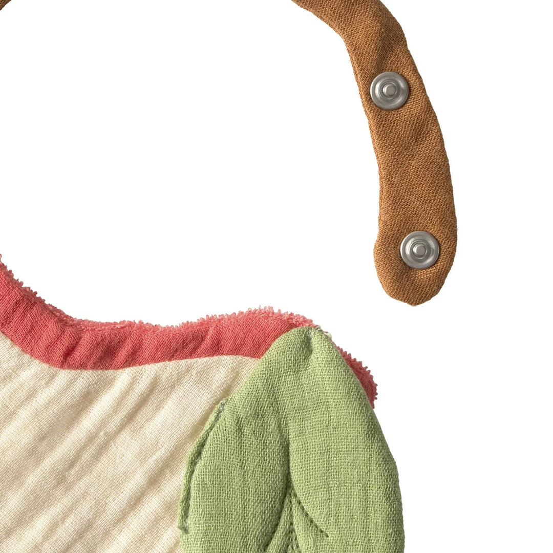 Oli&Carol Pepa the Apple Feeding Bib