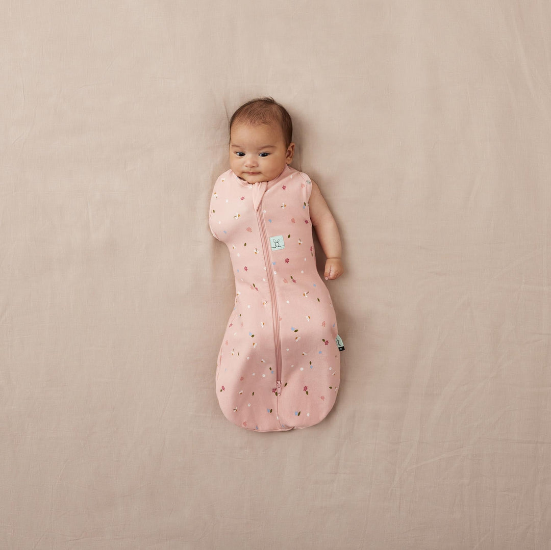 ErgoPouch - Organic Cocoon Swaddle Sleeping Bag (Summer 0.2 TOG) - Daisies