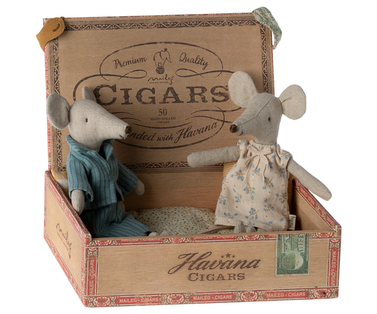 Maileg | Parent Mice In Cigarbox