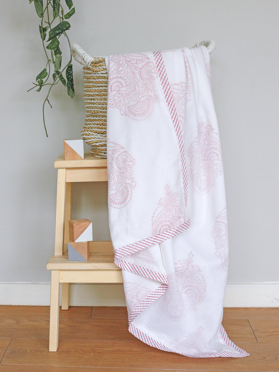 Cotton Dohar Baby Blanket - Pink City Print