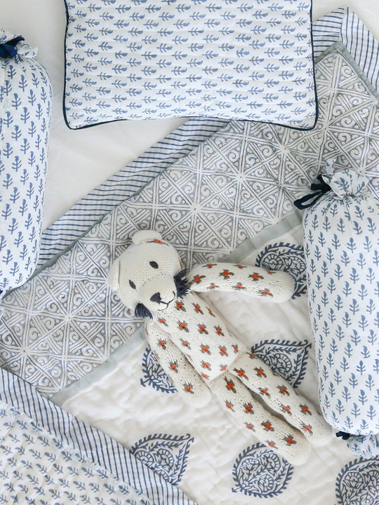 Block Printed Cotton Baby Quilt - Fort Print