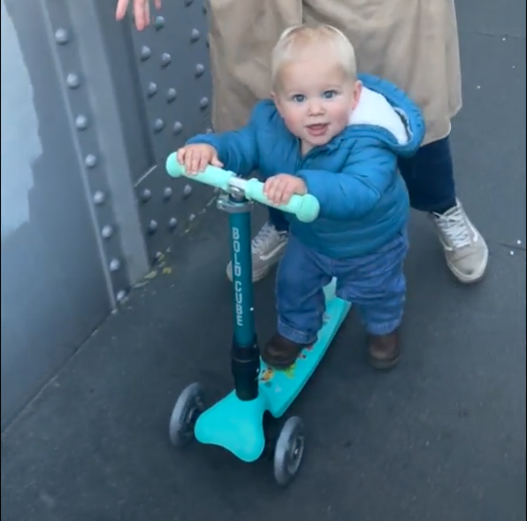 Teeny Fold 3 Wheel Scooter - Ocean