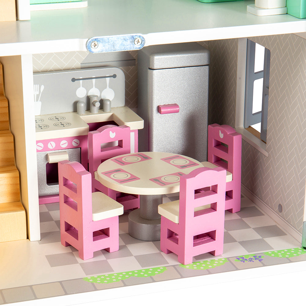 Summer Dolls House & Furniture