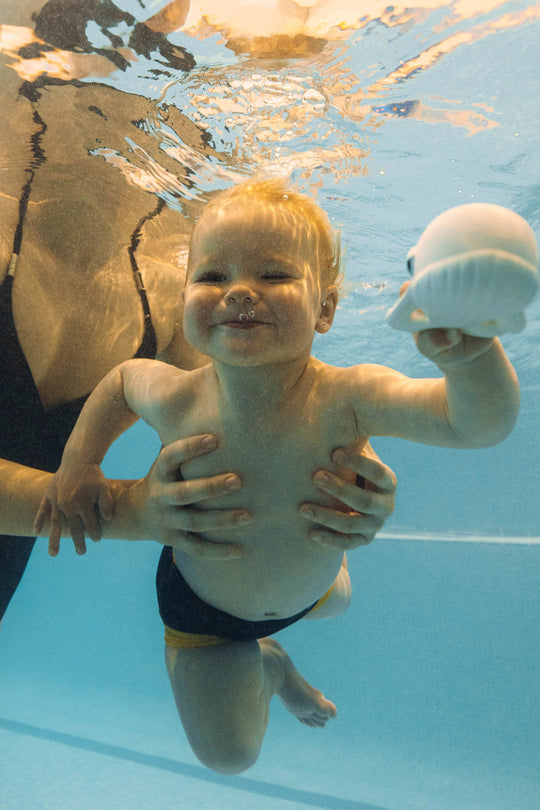 Oli & Carol x BIGSTUFFED Walter the Whale Bath Toy