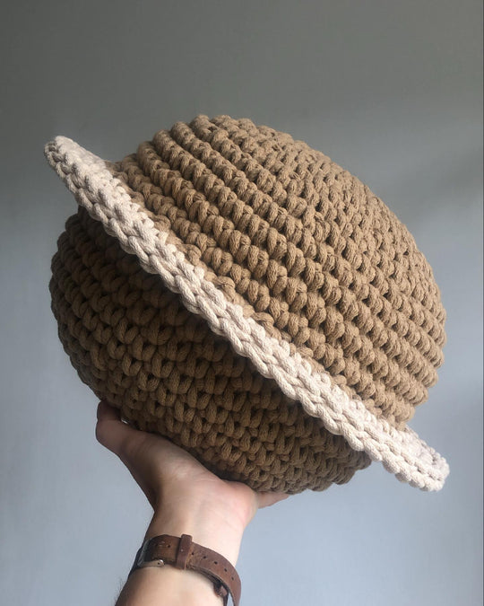 Crochet Saturn Cushion