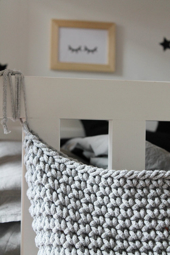 Crochet Pocket | Light Grey