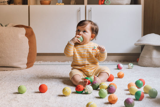 Oli & Carol Baby Sensory Ball Fruit Salad