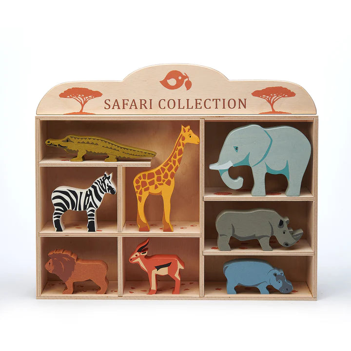 Wooden Shelf With Safari Animals - Moo Like a Monkey