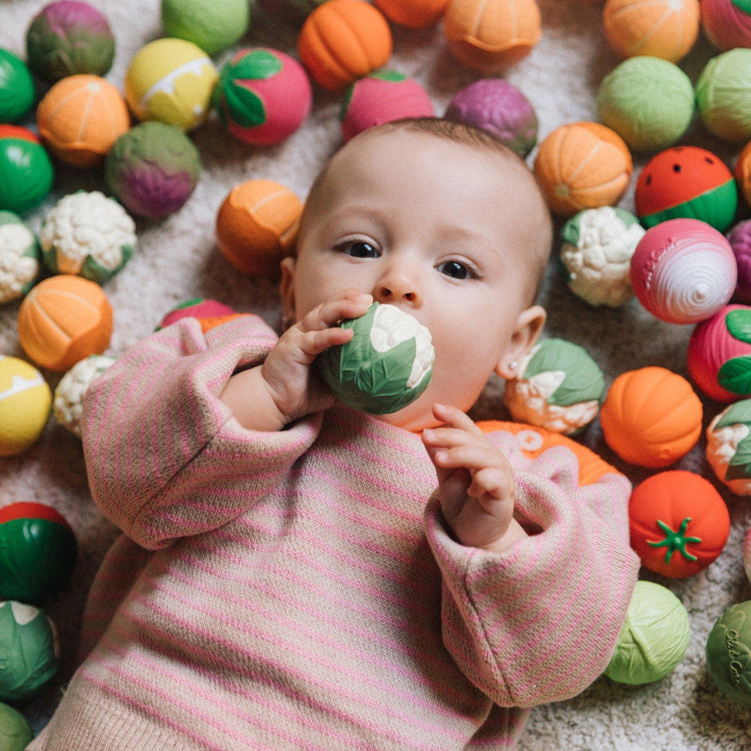 Oli & Carol Baby Sensory Ball Veggie Soup