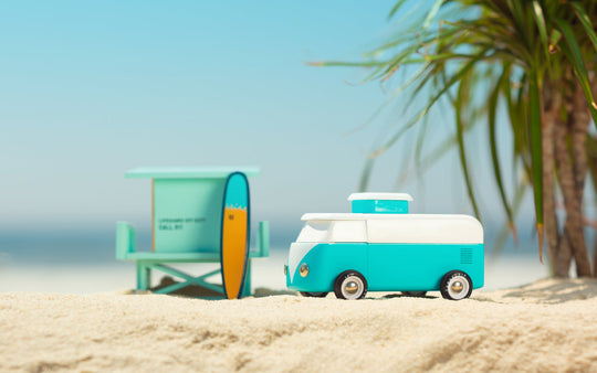 Candylab | Beach Bus - Ocean