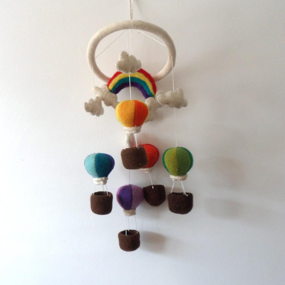 Handmade Felt Mobile | Hot Air Balloons