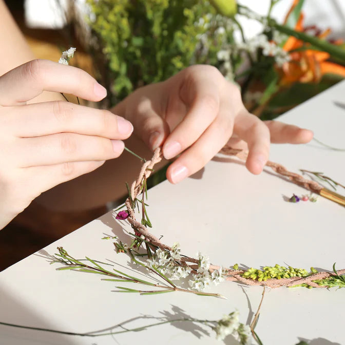 Huckleberry | Make Your Own Fresh Flower Necklace - Moo Like a Monkey